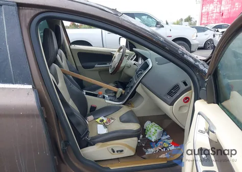 2012 Volvo Xc60 T6/T6 Platinum/T6 Premier Plus/T6 R-Design/T6 R-Design Platinum/T6 R-Design Premier Plus из США, поврежденный, VIN YV4902DZ2C2320695